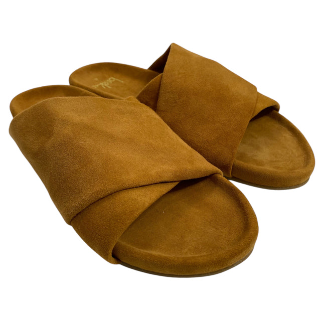 BEEK SHOE