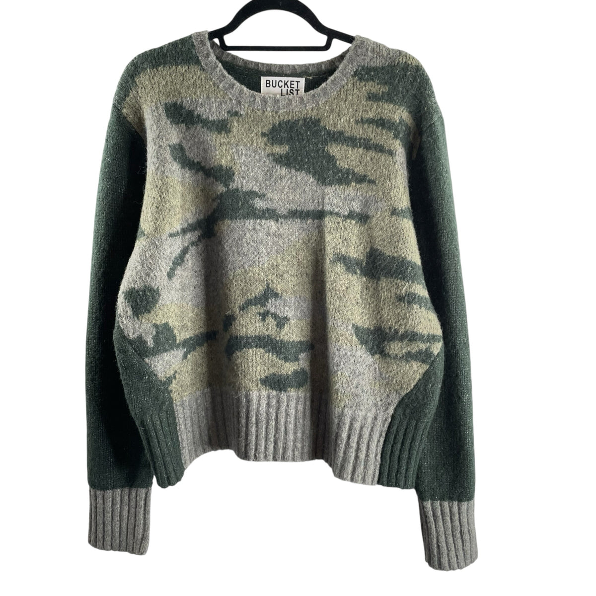 BUCKETLIST Size LARGE Green/Gray Camo Long Sleeve Acrylic Blend SWEATER
