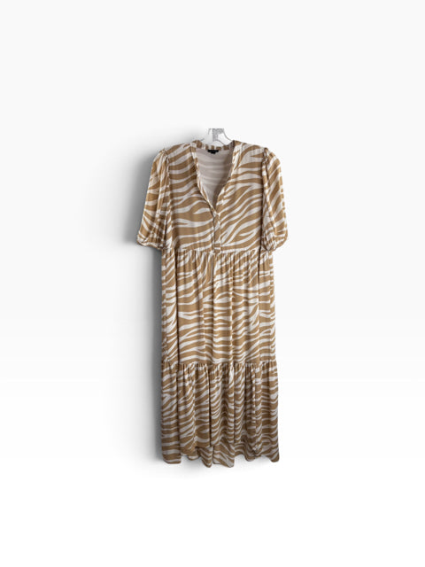 ANN TAYLOR Size MEDIUM White/Tan Zebra Short Sleeve DRESS