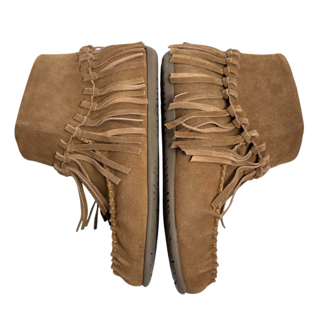 CLOUD NINE Size 8 Tan Ankle Fringed NWOT SHOE
