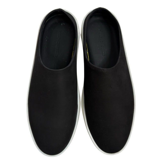 WOLF & SHEPHERD Size 38 Black Slide SHOE