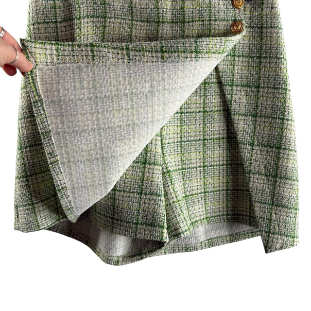 TAYLOR TILLMAN Size MEDIUM Green/White Plaid Polyester SKORT