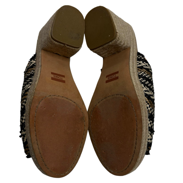 TOMS Size 8 1/2 W Black/Tan Wedge Heel Rattan SHOE