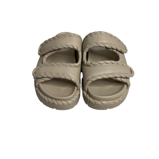 MIA Size 10 Beige Sandal Faux Leather NWOT SHOE
