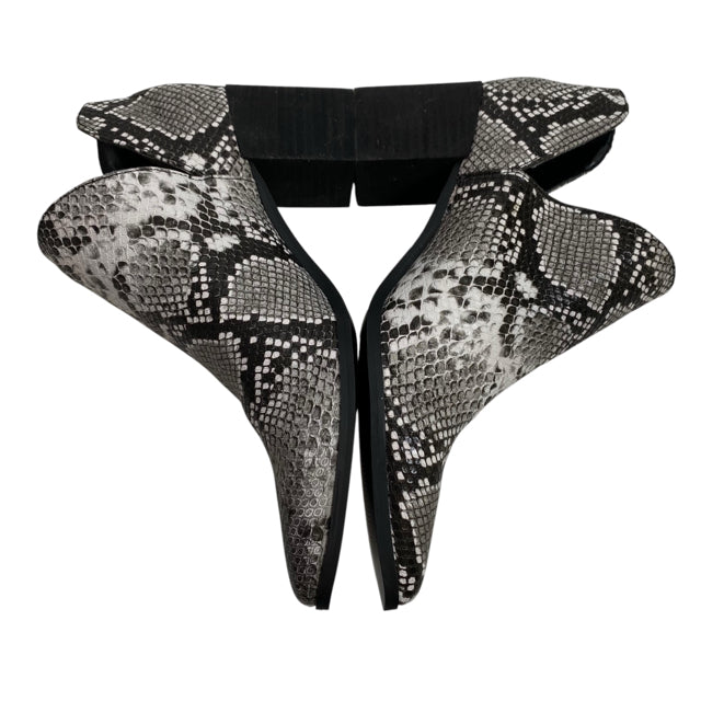 CHARLES Size 6 1/2 Black Ankle Snake Look NWT SHOE