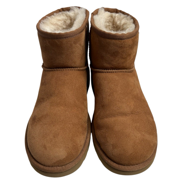 UGG Size 8 Brown BOOT