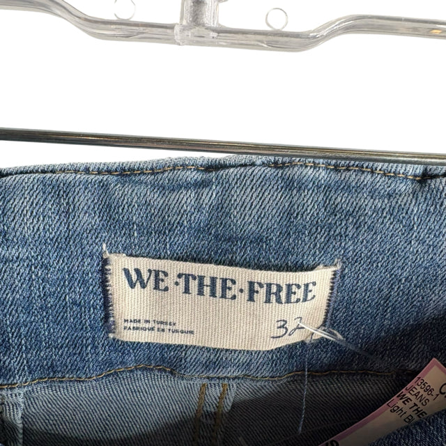 WE THE FREE Size 32 Light Blue Denim JEANS