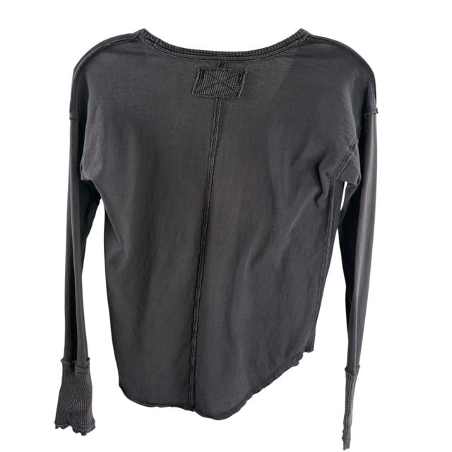 WE THE FREE Size SMALL Gray Long Sleeve V-Neck TOP