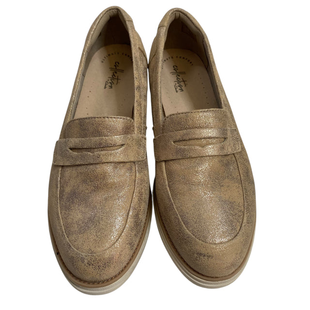 CLARKS Size 10 Gold Loafer Metallic SHOE