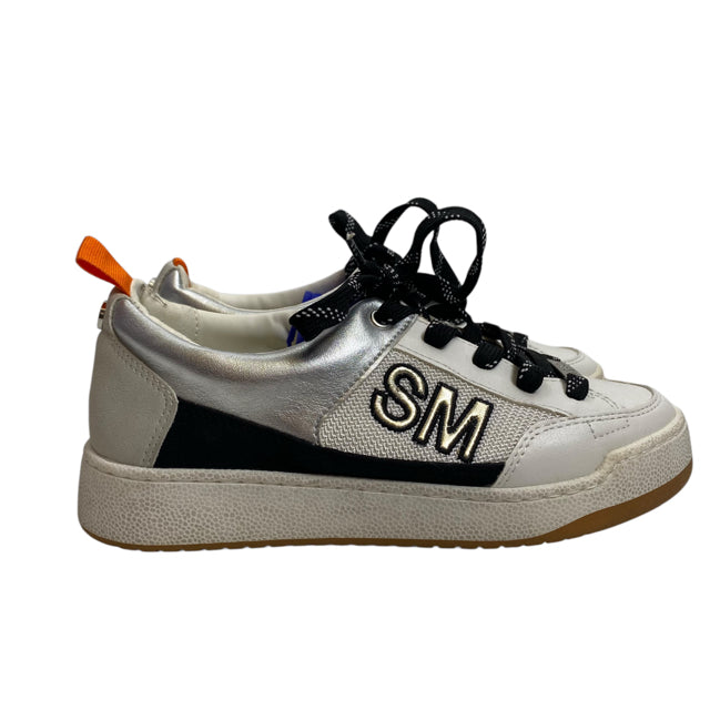STEVE MADDEN Size 6 1/2 White/Black Sneaker NWOT SHOE