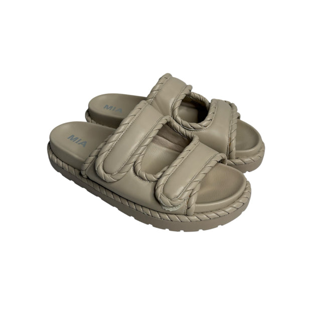 MIA Size 10 Beige Sandal Faux Leather NWOT SHOE