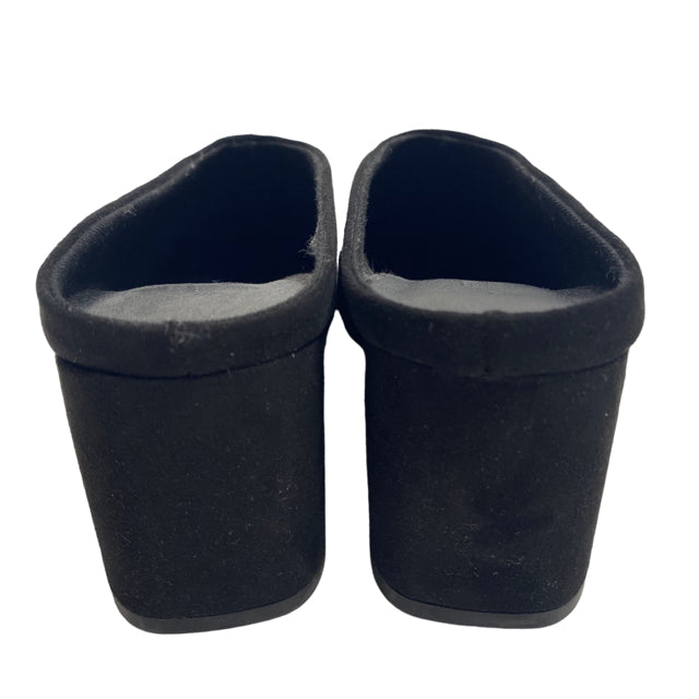 URBAN OUTFITTERS Size 6 Black Mule SHOE