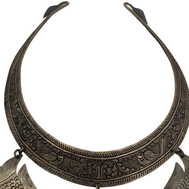 Metal Silver NECKLACE