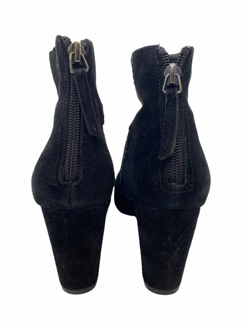 AEROSOLES Size 7 Black Ankle Suede SHOE