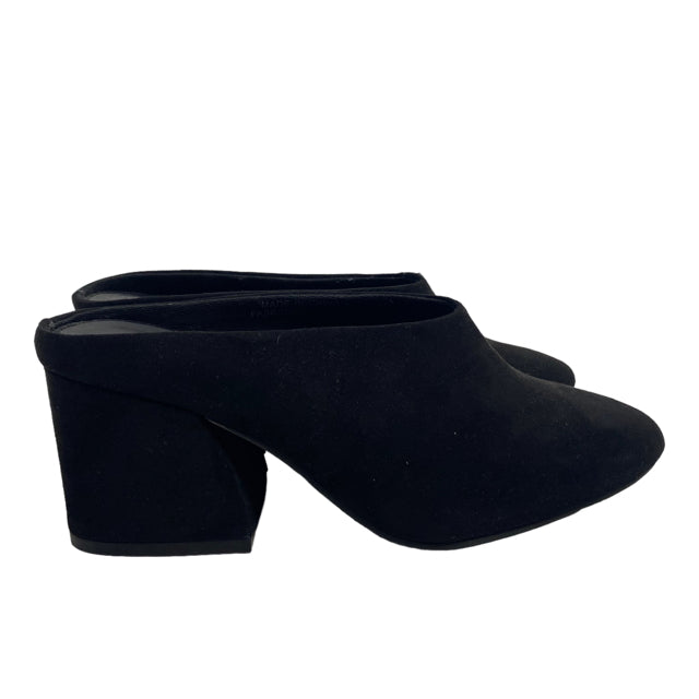 URBAN OUTFITTERS Size 6 Black Mule SHOE