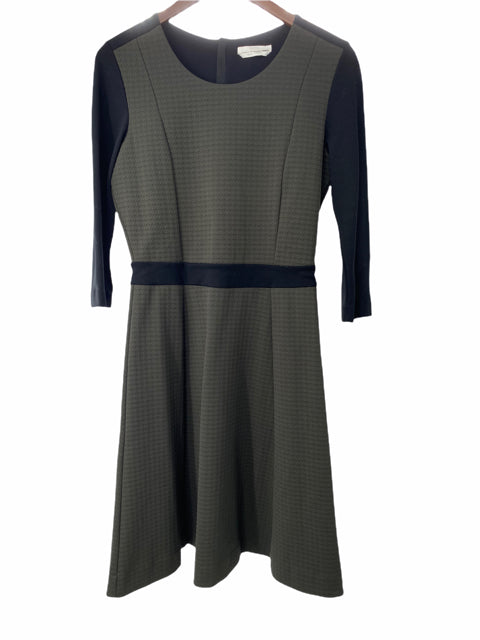 BOSS Size X-SMALL Black/Green Colorblock 3/4 Sleeve DRESS