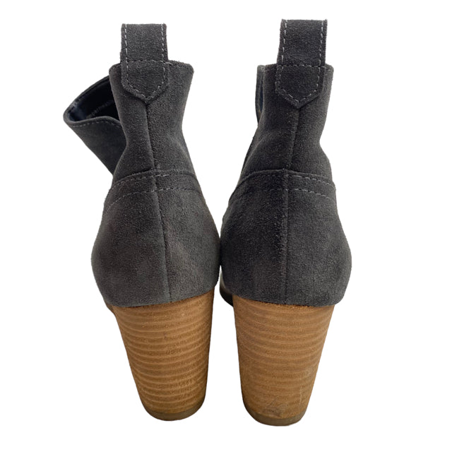 BLONDO Size 9 Gray Wedge Heel Suede NWOT BOOT