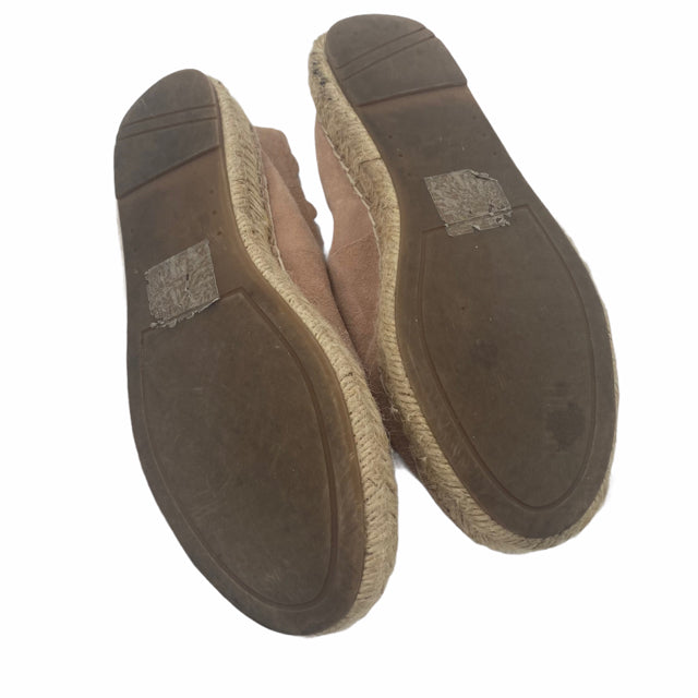 CROWN VINTAGE Size 6 Blush Flats Suede SHOE