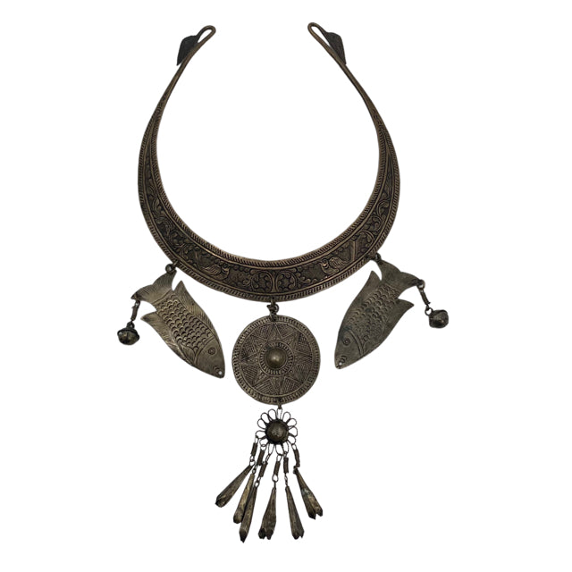 Metal Silver NECKLACE