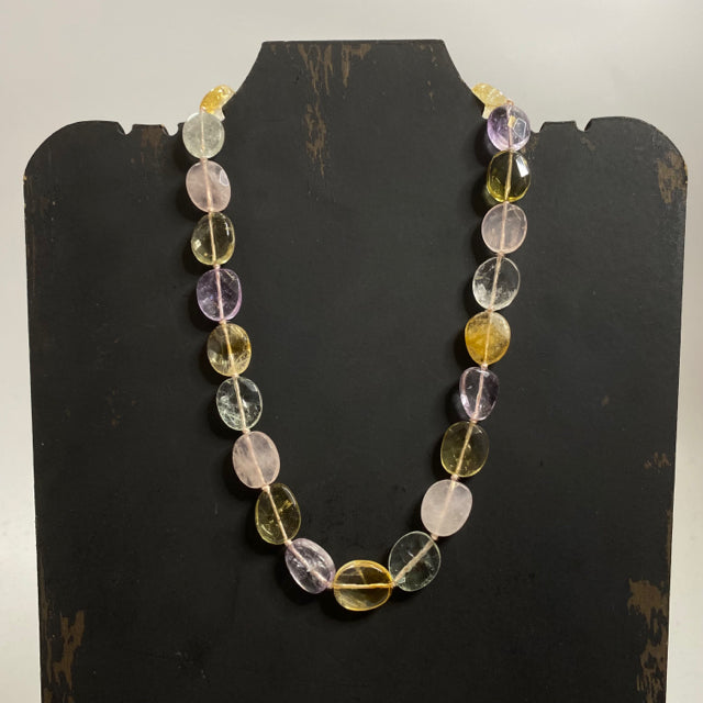 Silver NECKLACE