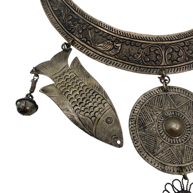Metal Silver NECKLACE