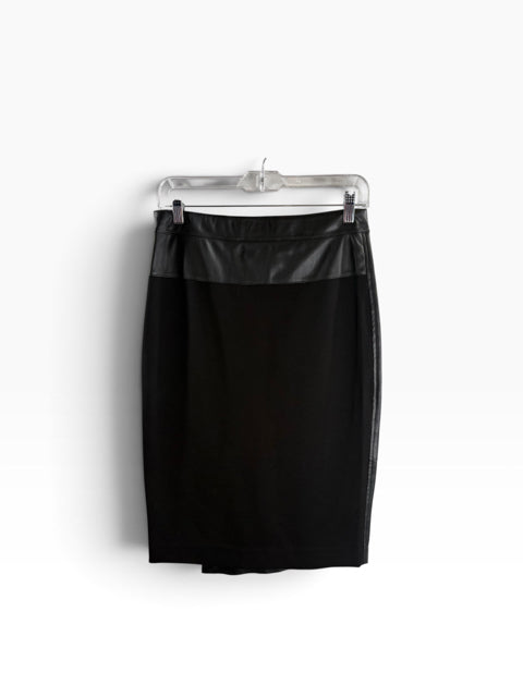 DONNA KARAN Size 2 Black Knee Length SKIRT
