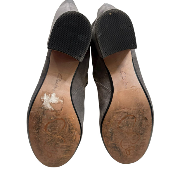 CLARKS Size 7 Gray Over-The-Knee Suede BOOT