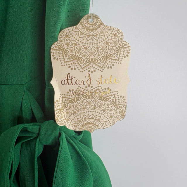 ALTR'D STATE Size LARGE Green Cap Sleeve NWT DRESS