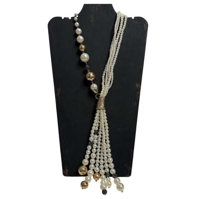 CHICOS Costume Cream 19" NECKLACE