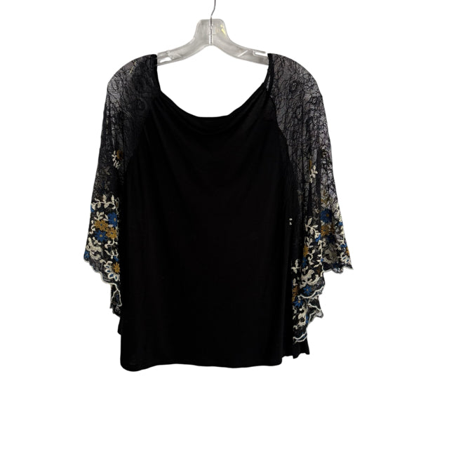 AKEMI & KIM Size SMALL Black Lace Detailing TOP