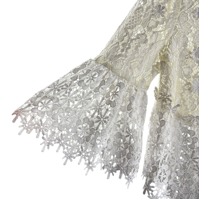 AQUA Size MEDIUM White Lace 3/4 Sleeve TOP