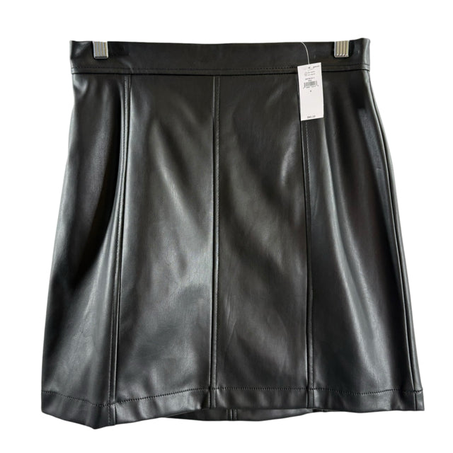 BANANA REPUBLIC Size 4 Black Mini Faux Leather NWT SKIRT