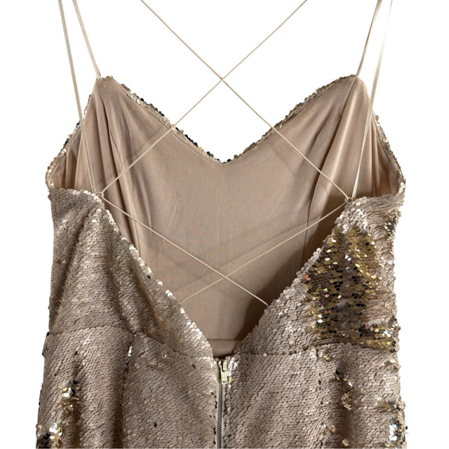 ASTR Size LARGE Gold Gold Sequins Sleeveless Sequins DRESS