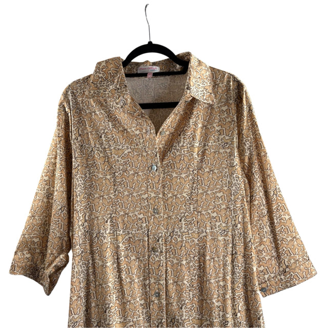 SUSAN ALBRIGHT Size MEDIUM Tan Print 3/4 Sleeve DRESS