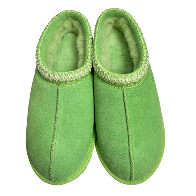 UGG Size 8 Lime NWT SHOE