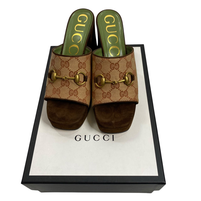 GUCCI Size 38 Brown/Tan Platform Suede BOX SHOE