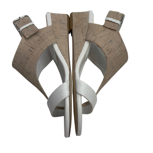 PLINER Size 7 White/Tan Thong Sandal Cork NWOT SHOE