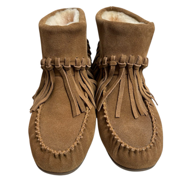 CLOUD NINE Size 8 Tan Ankle Fringed NWOT SHOE