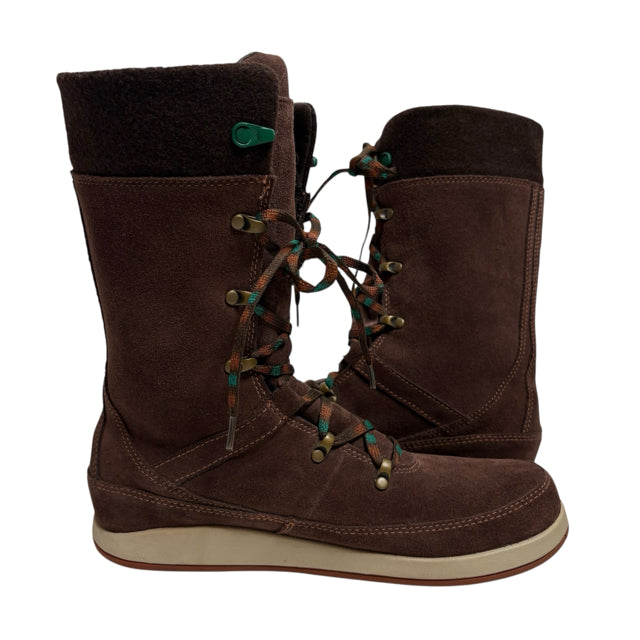CHACO Size 10 Brown Laced Suede BOOT