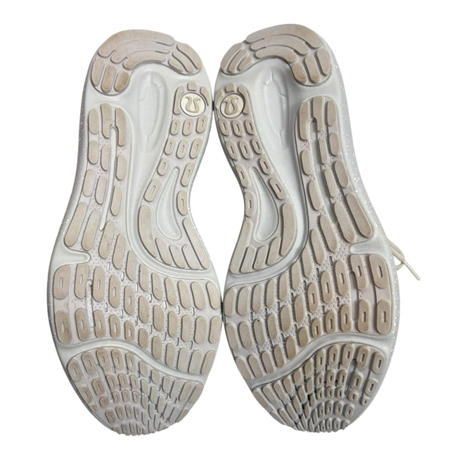 LULULEMON Size 9 1/2 Cream Athletic SHOE