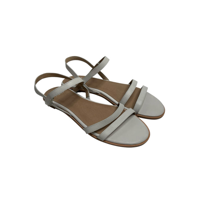 EILEEN FISHER Size 10 Cream Sandal SHOE