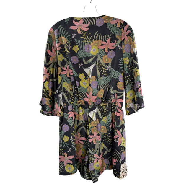 I MADELINE Size LARGE Black/Multi Print Romper SHORTS
