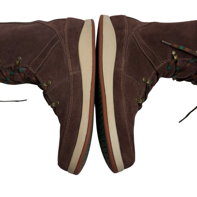 CHACO Size 10 Brown Laced Suede BOOT