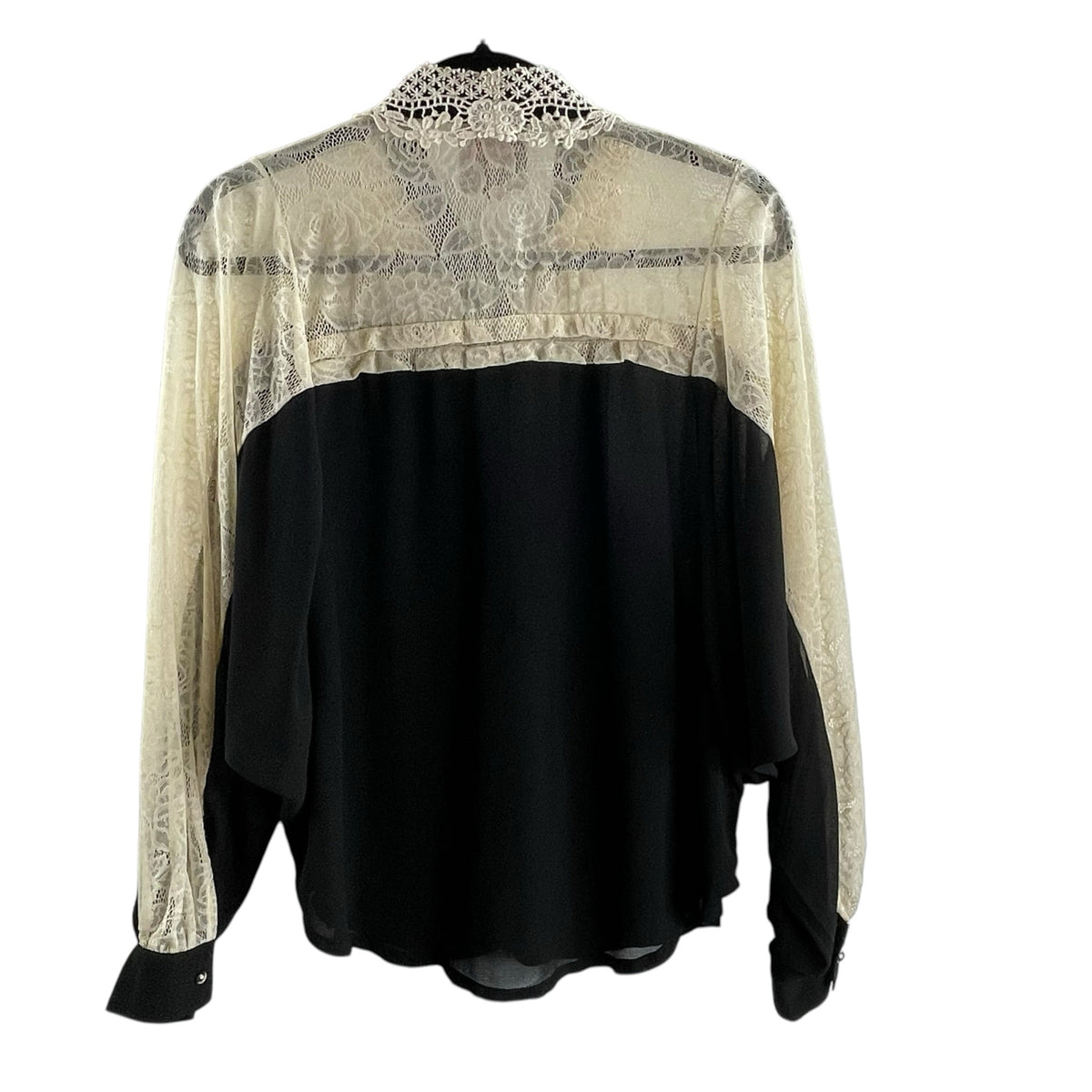 ROMEO & JULIET Size SMALL Black/Cream Lace details Long Sleeve B'front TOP
