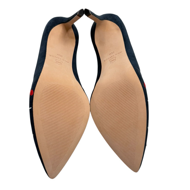 ANN T Size 9 Navy Red Embroidered Sling Suede SHOE