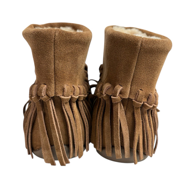 CLOUD NINE Size 8 Tan Ankle Fringed NWOT SHOE