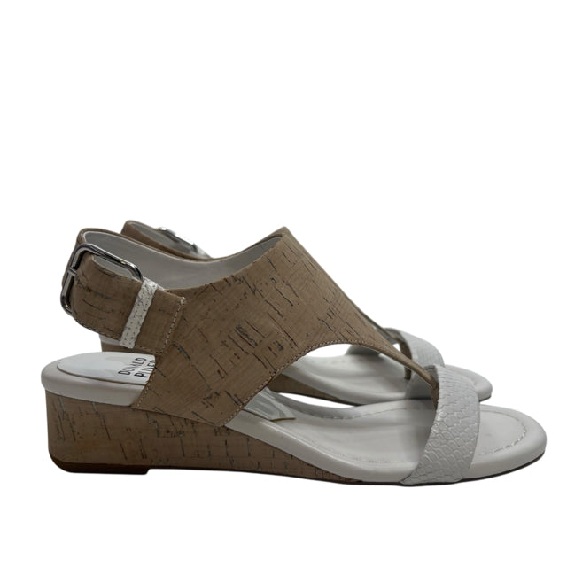 PLINER Size 7 White/Tan Thong Sandal Cork NWOT SHOE