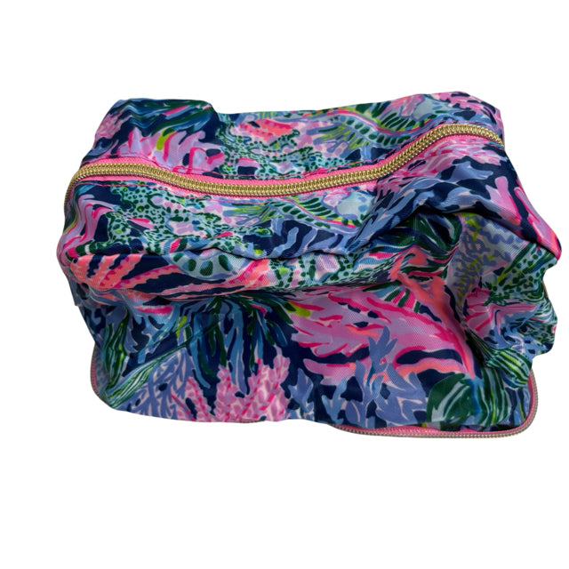 LILLY PULITZER Multi Vinyl NWOT COSMETIC CASE