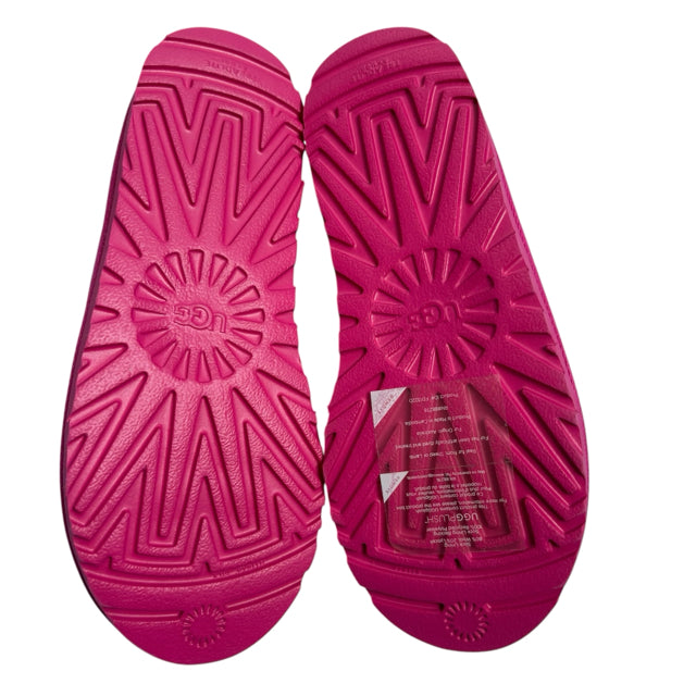 UGG Size 8 Hot Pink NWT SHOE
