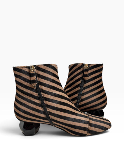 FRANCES VALENTINE Size 7 Black/Tan Ankle Calf Hair BOOT